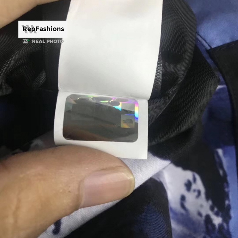 RepFashions Supreme TNF Mountain Parka Hologram Sticker