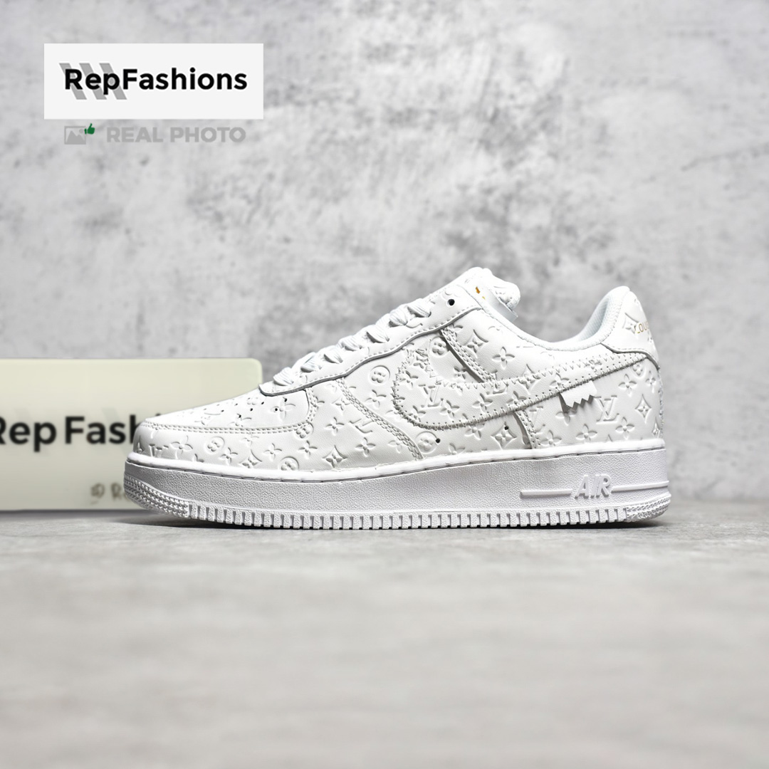 LOUIS VUITTON × Nike Air Force 1 Black , If you are interested, DM or  Whatsapp: +852 6588 2370 : r/FlexingReps